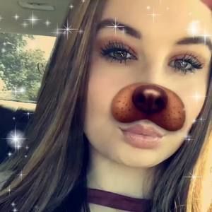 Meet your Posher, Abbie